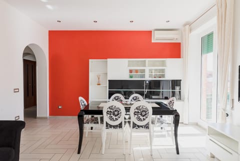 Business facilities, Dining area