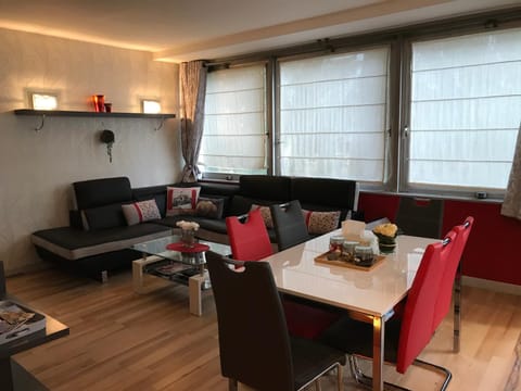 LA FORCLAZ - Centre ville & Lac, Balcon, Parking Apartment in Annecy