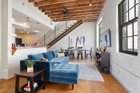 LiivUP Warehouse Apartments Apartment in Warehouse District