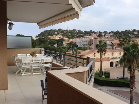 Appartement climatisé avec 2 chambres, terrasse et garage à Cavalaire-sur-Mer - FR-1-100-218 Apartment in Cavalaire-sur-Mer