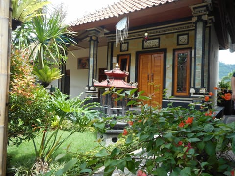 Eko Homestay Vacation rental in Sidemen