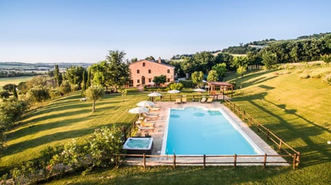 Casalantico Farm Stay in Marche
