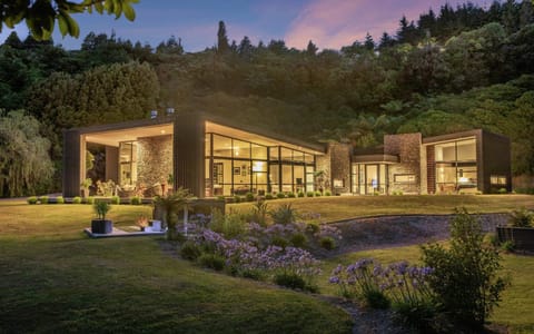 Property building, Garden
