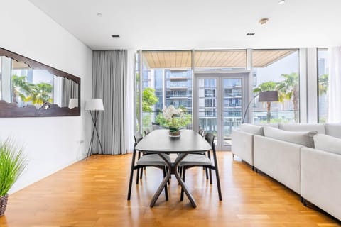 Island Paradise - Stylish 1BR on Bluewaters Island Apartment in Dubai