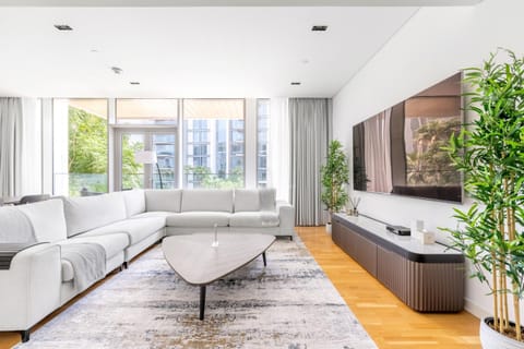 Island Paradise - Stylish 1BR on Bluewaters Island Apartment in Dubai