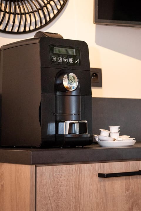 Food and drinks, On site, Drinks, Drinks, Non alcoholic drinks, Non alcoholic drinks, Seasons, Time of day