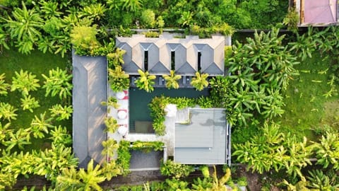 Le Chien Rouge Hotel in Buleleng