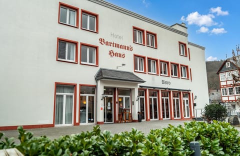 Property building, Facade/entrance