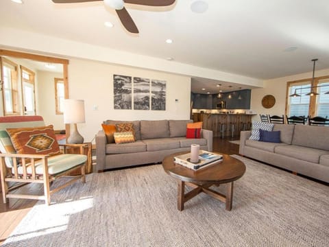 Rendezvous #20 House in Chelan (In Town)