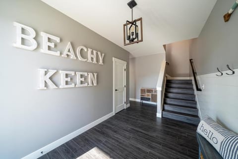 Beachy Keen #56 House in Chelan (In Town)