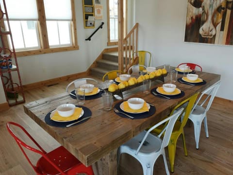 Walking on Sunshine #75 House in Chelan (In Town)