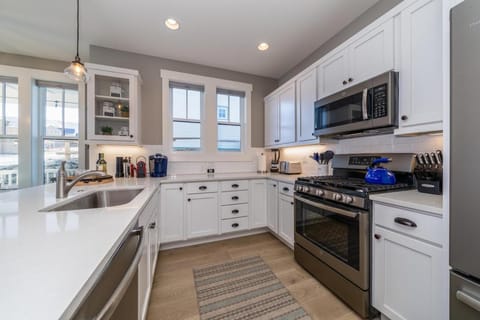 Independence #82 House in Chelan (In Town)