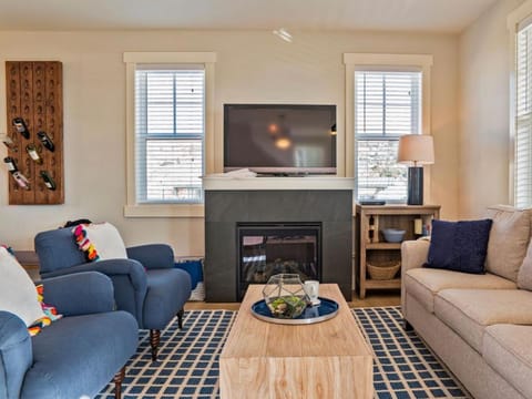 Wish You Were Here #85 House in Chelan (In Town)