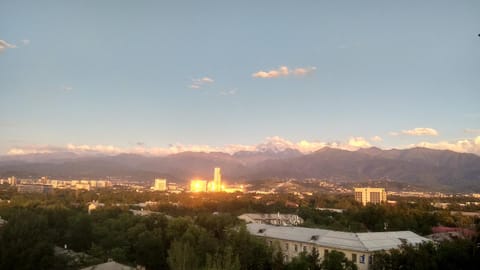 City view, Mountain view, Street view