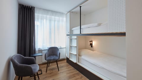 bunk bed