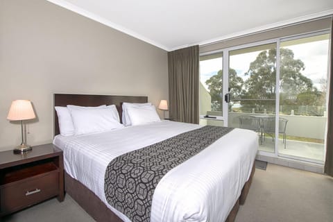 Bed, Balcony/Terrace
