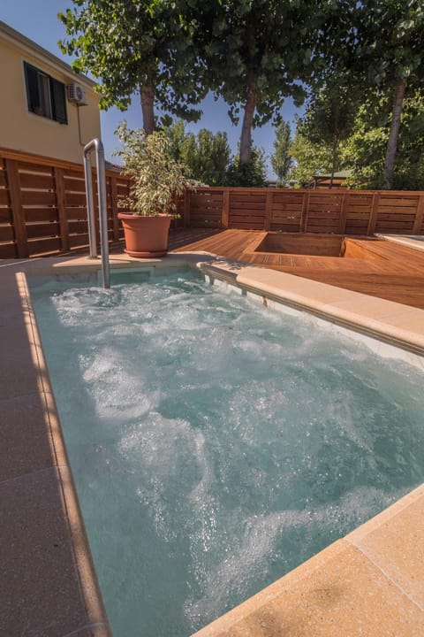 Hot Tub, Hot Tub, Pool view, Swimming pool, Swimming pool