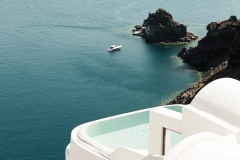 View (from property/room), Pool view, Swimming pool