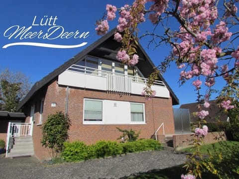 "LüttMeerDeern", Im Grünen Winkel 10 - Wohnung im Erdgeschoss Apartment in Ostholstein