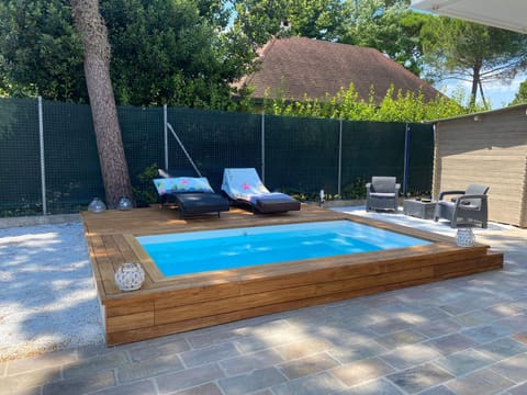 MIMA61 - Appartamento con piscina, giardino e posti auto a 50mt dal centro Apartment in Milano Marittima