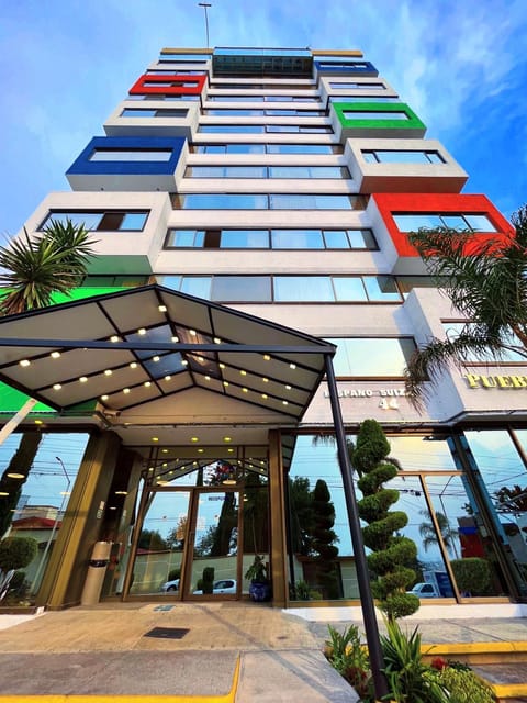 Property building, Facade/entrance