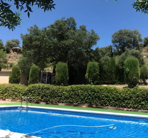 Off site, Garden, Swimming pool