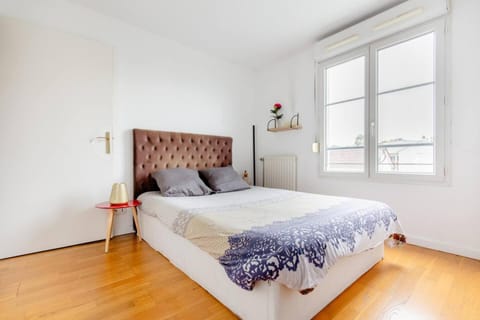 Artist Retreat Apartment in Noisy-le-Grand