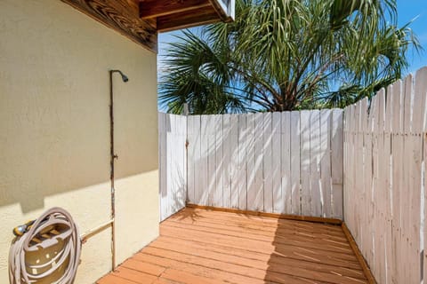 Beach Side- Harbor View House in Destin