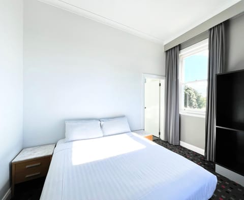 Bedroom, wardrobe