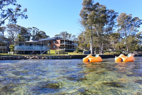 Property building, Bird's eye view, BBQ facilities, Garden, View (from property/room), Other, Garden view, Lake view