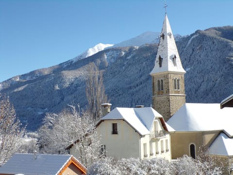 Property building, Winter