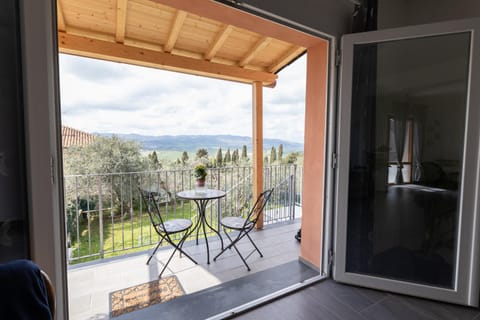 Day, Dining area, Mountain view