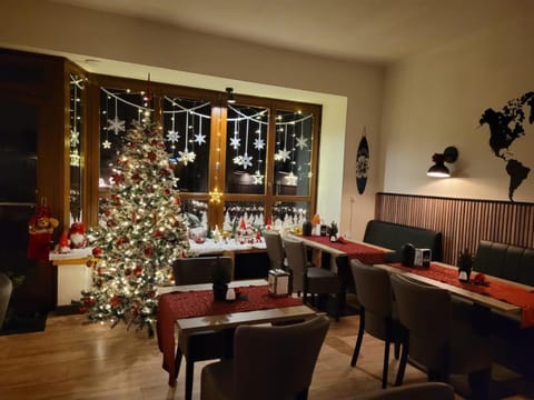 Restaurant/places to eat, Decorative detail