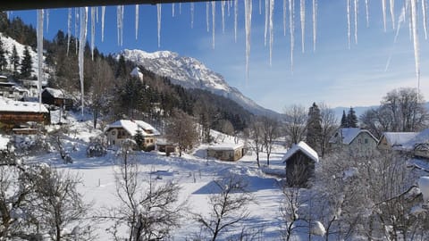 Mountain view, Quiet street view