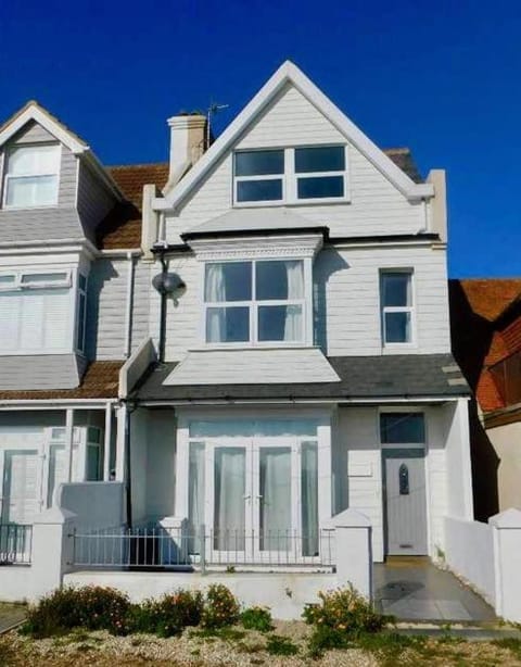 Property building, Beach