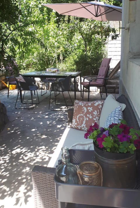 Garden, Balcony/Terrace
