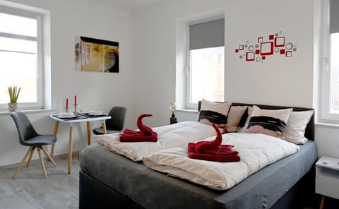 Bed, Photo of the whole room
