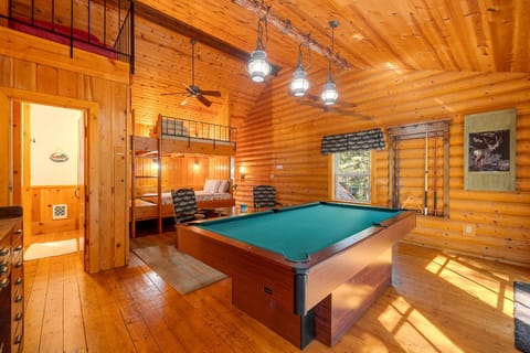 Rocky Shore Escape by Casago McCall - Donerightmanagement House in Valley County