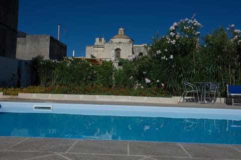 Day, Pool view, Swimming pool, sunbed, sunbed