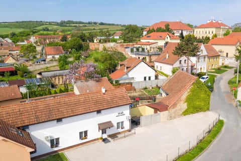 Property building, Neighbourhood, Bird's eye view