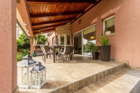 Day, View (from property/room), Balcony/Terrace, Seating area