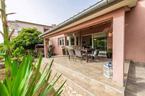 Garden, Balcony/Terrace