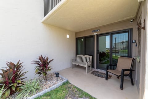 Sugar Beach E7 'Ocean Seven' House in Lower Grand Lagoon