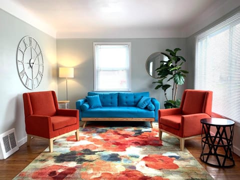 The Modern Stylish Gem Of Pontiac - 5 Min To GM House in Auburn Hills