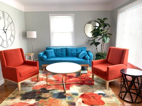 The Modern Stylish Gem Of Pontiac - 5 Min To GM House in Auburn Hills