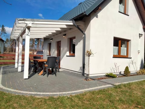 Domek u Kasi Nature lodge in Pomeranian Voivodeship