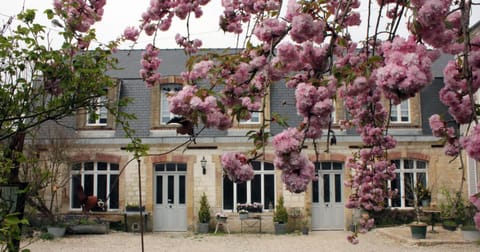 Property building, Spring
