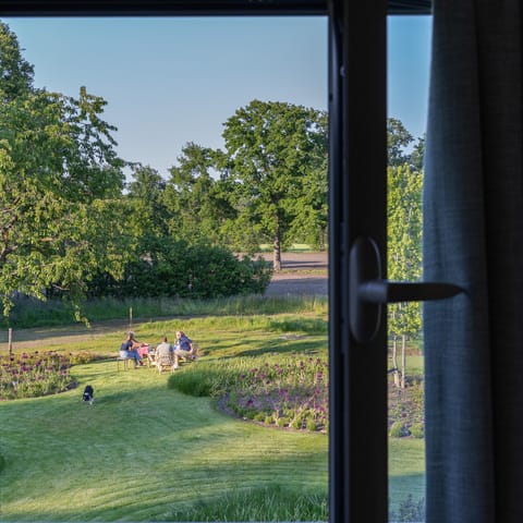 Garden, Garden view