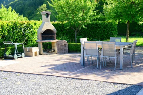 Maison L'Hirondelle Rustique à Tournavaux House in Wallonia, Belgium
