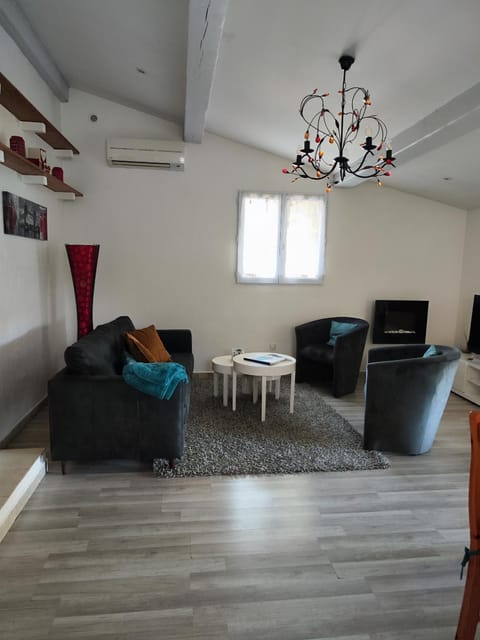 Cabanon Gégé House in Saint Paul de Vence